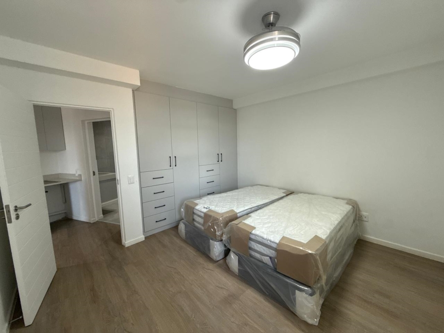 2 Bedroom Property for Sale in Claremont Western Cape